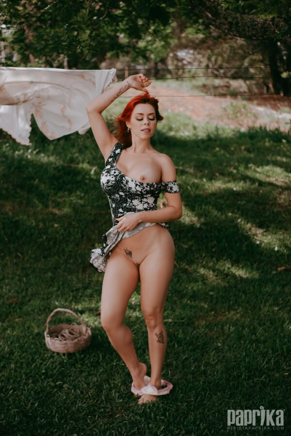 Rossane Bom pelada nua
