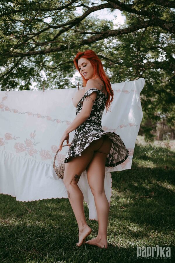 Rossane Bom pelada nua