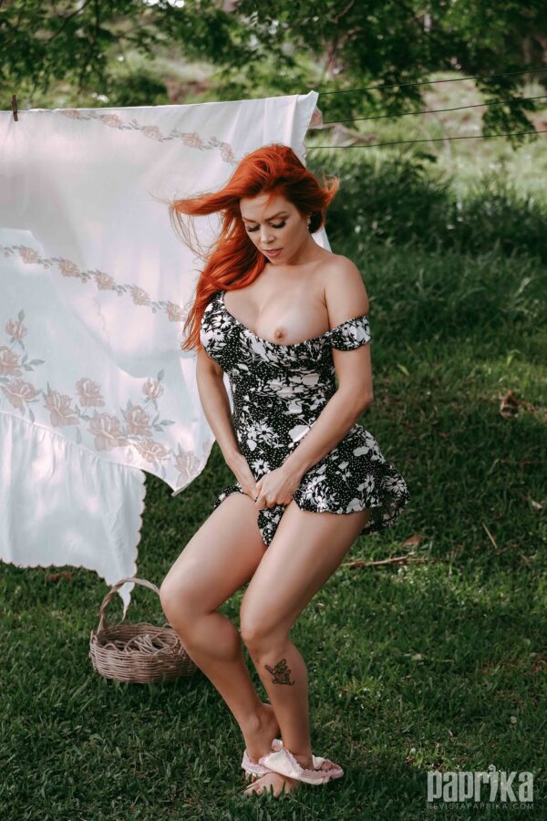 Rossane Bom pelada nua