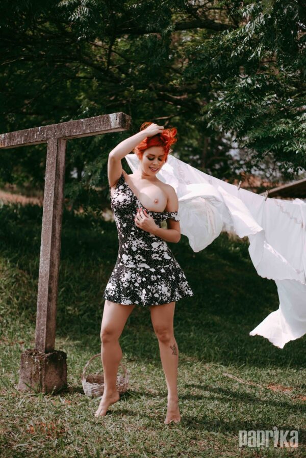 Rossane Bom pelada nua