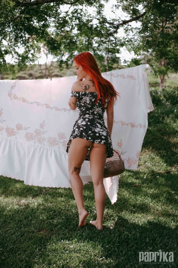 Rossane Bom pelada nua