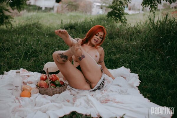 Rossane Bom pelada nua