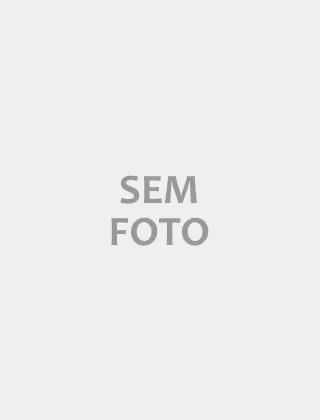 Novinha Linda De Baby Doll Puxando Calcinha Por Lado